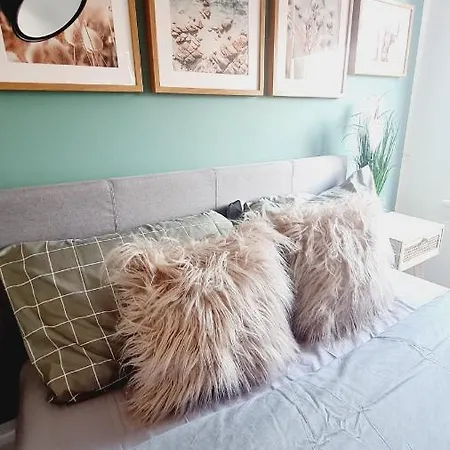 Διαμέρισμα Beautiful 2bed House With Garden, Walking Distance To Town - Free Parking *