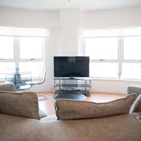 Pass The Keys 5 Moir 62 - 2 Bedroom Next To Merchant City Glasgow G1