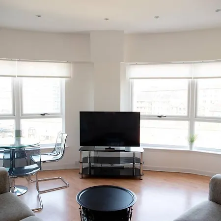 Pass The Keys 5 Moir 62 - 2 Bedroom Next To Merchant City Glasgow G1 *