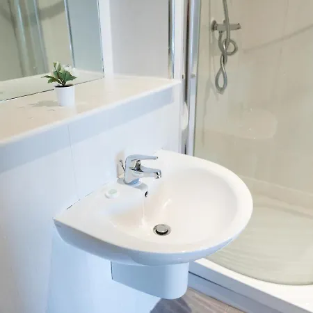 Apartment Pass The Keys 5 Moir 62 - 2 Bedroom Next To Merchant City Glasgow G1 Glasgow