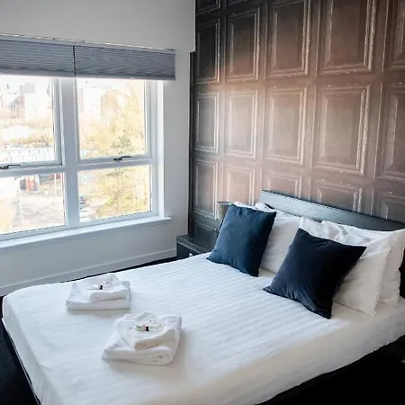 Pass The Keys 5 Moir 62 - 2 Bedroom Next To Merchant City Glasgow G1 Apartment *