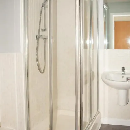 Pass The Keys 5 Moir 62 - 2 Bedroom Next To Merchant City Glasgow G1 *