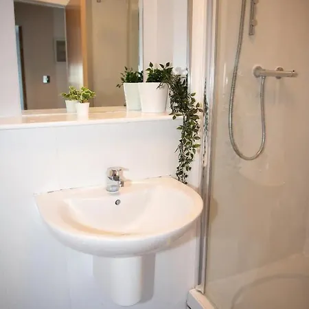 Pass The Keys 5 Moir 62 - 2 Bedroom Next To Merchant City Glasgow G1 Apartment Glasgow