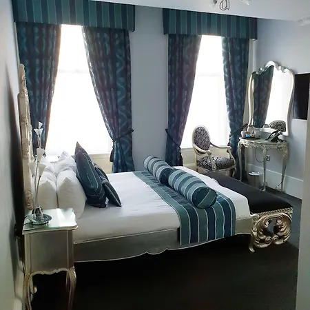 Argyll Hotel 3*