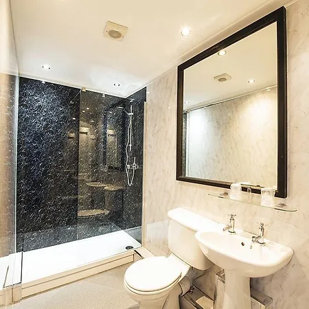 Safestay Charing Cross Glasgow