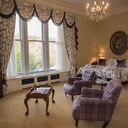 Crossbasket Castle & Restaurant Hotel High Blantyre