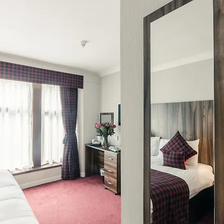 Argyll 3*
