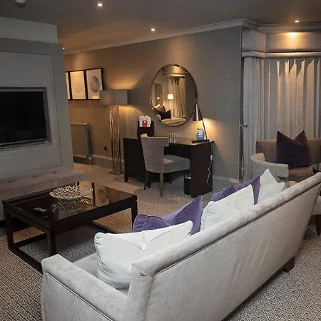 Western Garfield House Hotell 3*
