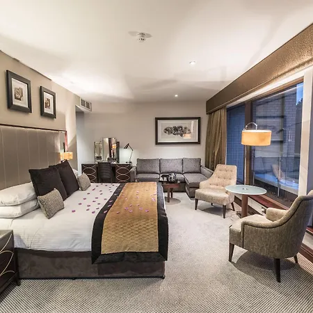 Parklands & Country Club 4*