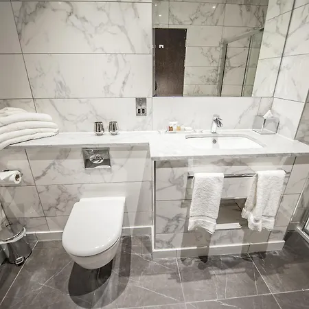 Parklands & Country Club 4*