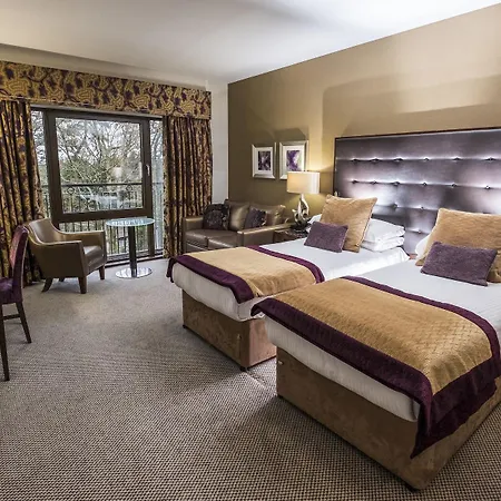 Parklands & Country Club Hotel