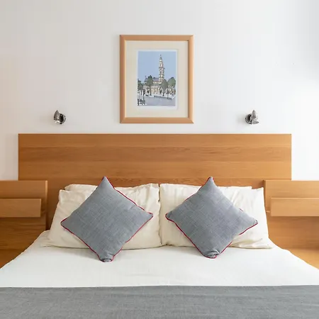 Charing Cross Konukevi 3*