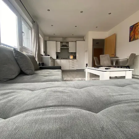 Apartment Not On Market Unable To Take Bookings Glasgow