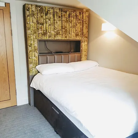 Hotel Rennie Mackintosh - Station 3*