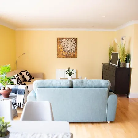 Apartment Pass The Keys Lovely 2-bed In Perfect City Location With Parking