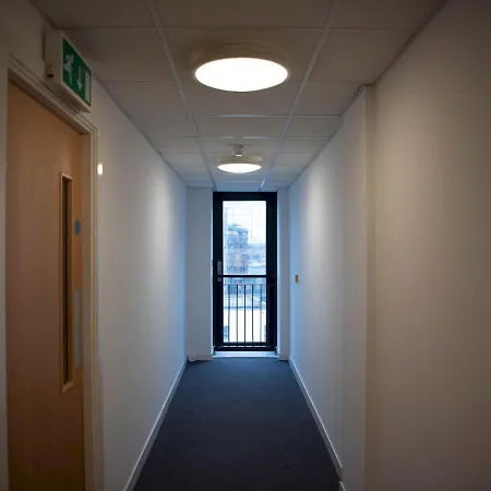 Pass The Keys Cosy 1 Bed Next To Sec, Ovo Hydro, Finnieston *