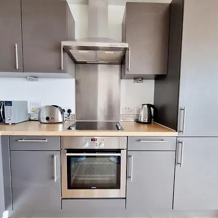 Two Bed Penthouse In The Heart Of Apartment