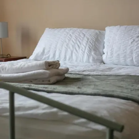 Apartment Spacious West End Glasgow: 3-bed With Free Parking *