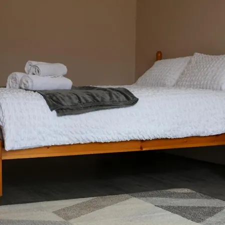 Spacious West End Glasgow: 3-bed With Free Parking * Glasgow