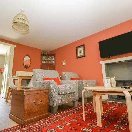 The Coach House - Holmwood Holiday home