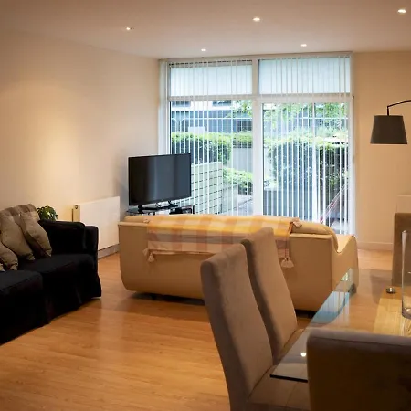 Pass The Keys Spacious Family 2-bed Gf Sleeps 6 With Parking