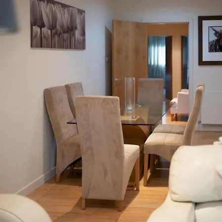 Pass The Keys Spacious Family 2-bed Gf Sleeps 6 With Parking * Glasgow