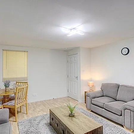 Spacious 2-bed Serviced With Free Secure Parking Central Sse Hydro Glasgow
