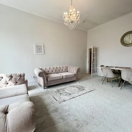 Appartamento 2-Bed Modern City Centre Apartment