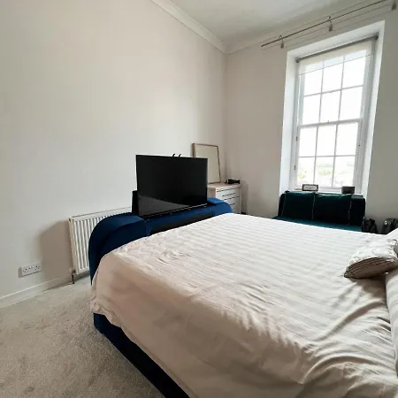 2-Bed Modern City Centre Apartment Appartamento *