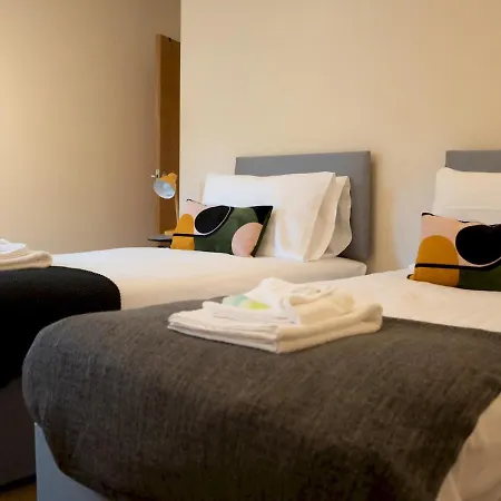 Pass The Keys Spacious Family 2-bed Gf Sleeps 6 With Parking * Glasgow