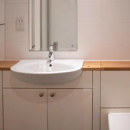 Pass The Keys Spacious Family 2-bed Gf Sleeps 6 With Parking