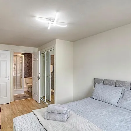 Spacious 2-bed Serviced With Free Secure Parking Central Sse Hydro * Glasgow