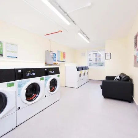 בית הארחה Comfy Ensuite Rooms For Students Only, Glasgow - Sk