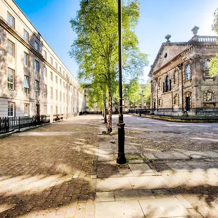 Guestready - Spacious 1br Flat In The Center Glasgow