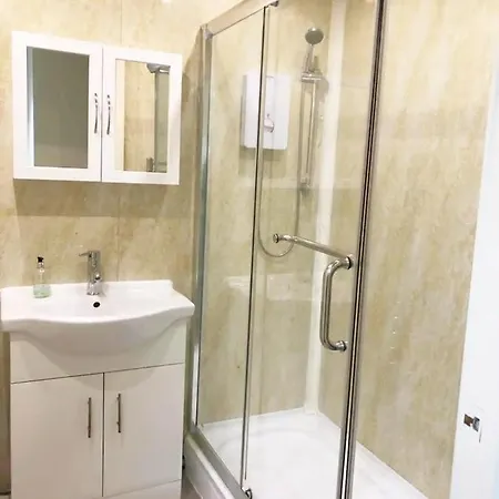 Glasgow's Cosy Family Near Secc Hydro Hébergement de vacances *