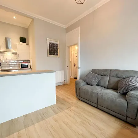 1 Bedroom * Glasgow