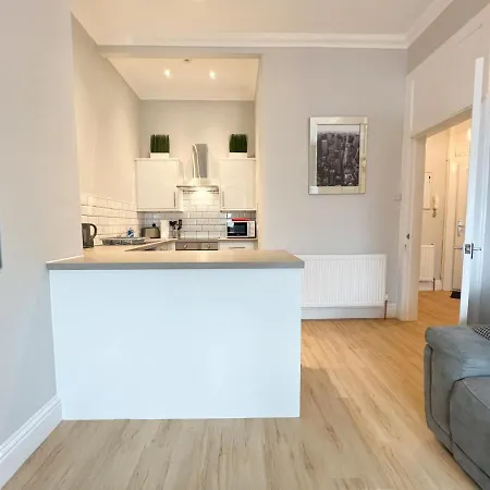 Apartment 1 Bedroom Glasgow