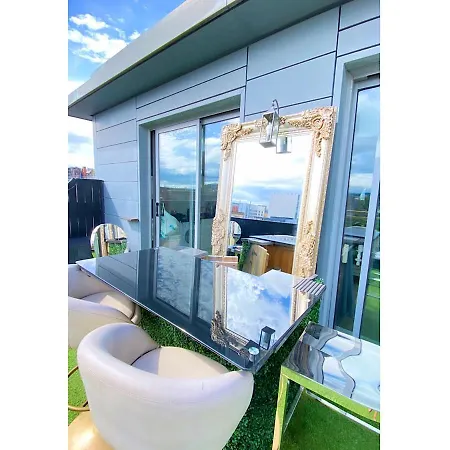 Appartamento Two Bedroom Penthouse *