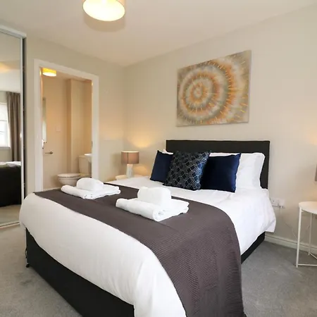 Signature - Morrison House Apartment