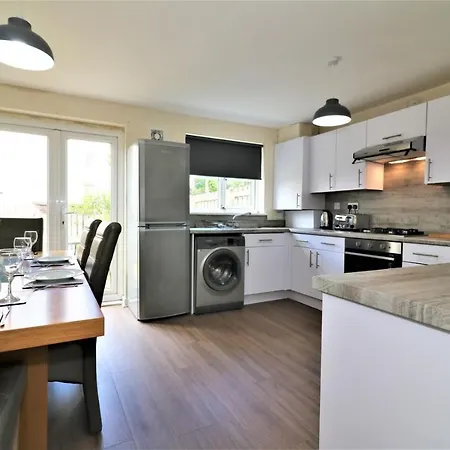 Signature - Harris House Apartment