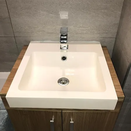 Apex Buccleuch Street