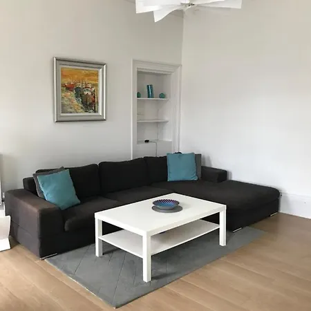 Apex Buccleuch Street Apartment