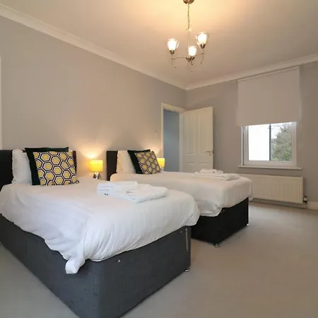 Signature - Moss View Glasgow