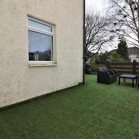 Signature - Moss View Apartment