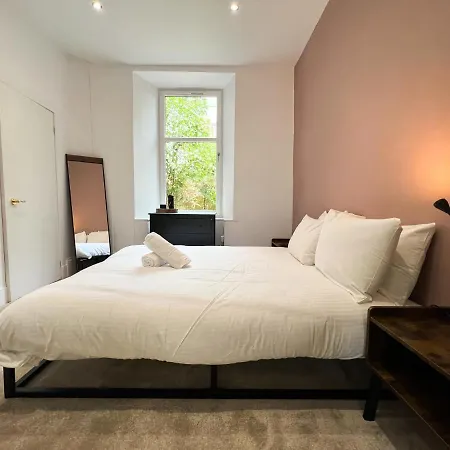 Modern 1br West End Flat Apartment Glasgow
