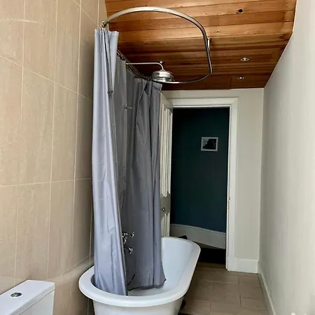 Beautiful Double In Idyllic West End Townhouse Pansiyon Glasgow