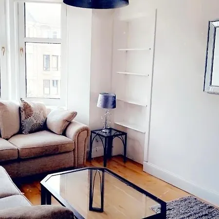 Bearsden Road Apartment Glasgow