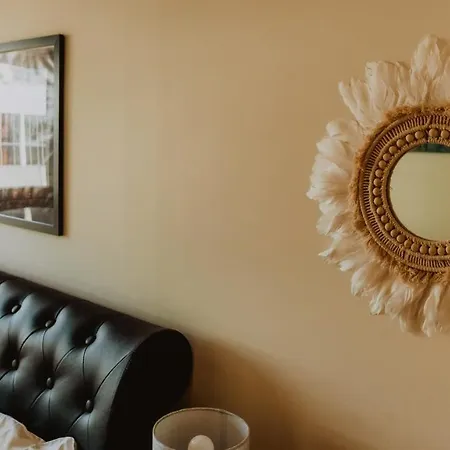 Lovely Bohemian In Heart Of Life Apartament