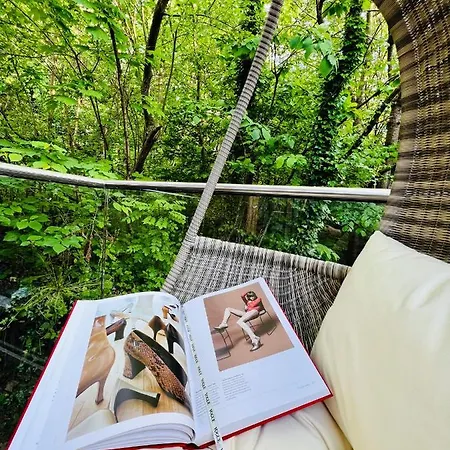 Designer House - Of / 'hillhead' West End G12 - Luxurious & Contemporary Detached House / Terrace / Garden / 'electric Car Charging' Garage Parking Villa