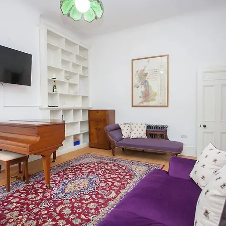 Pass The Keys Artistic And Stylish 2 Bedroom Flat In Centre * Glasgow